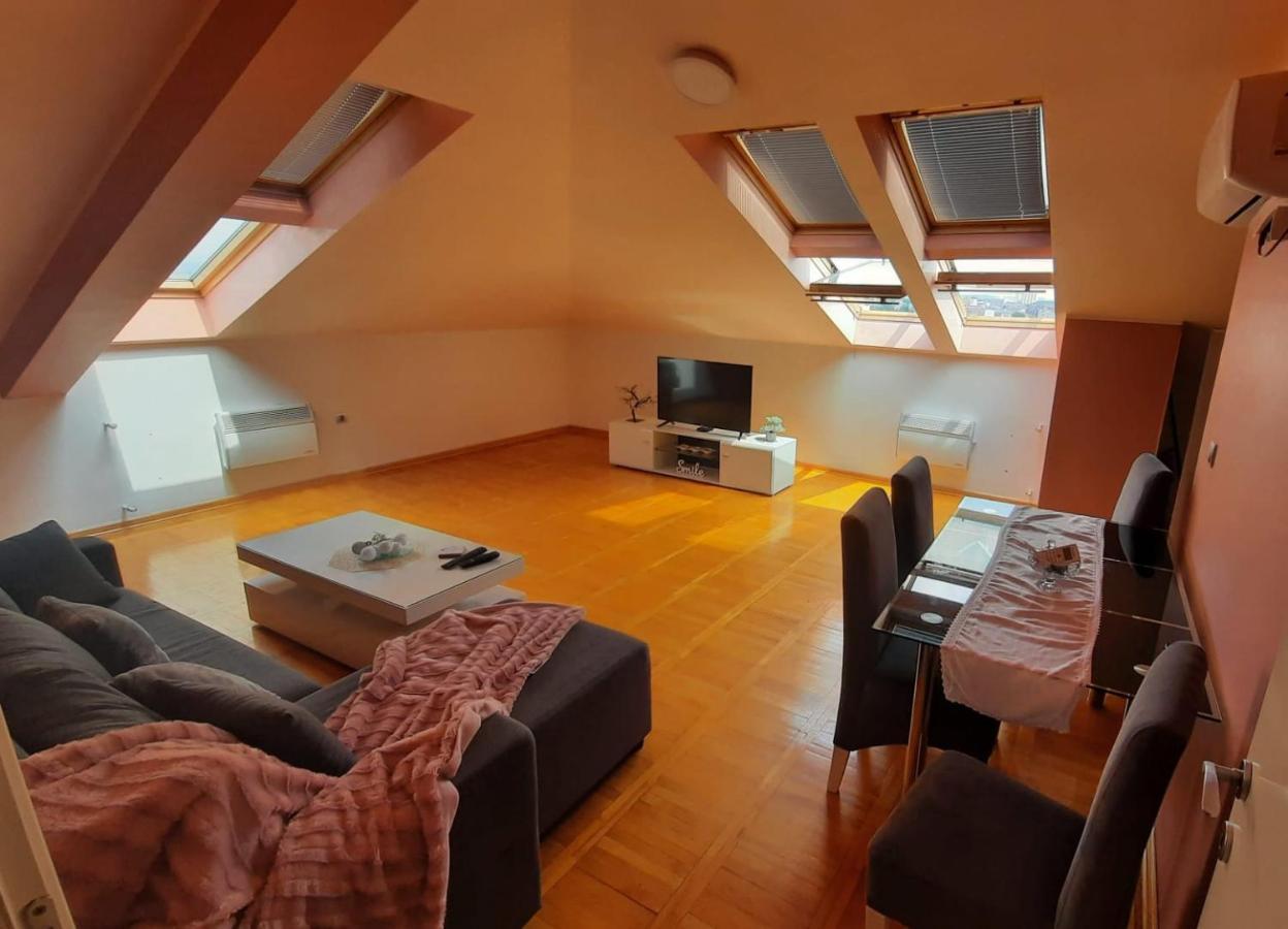 Loft Apartman Ягодина Екстериор снимка